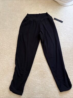 Carbon38 Black High-Waist Relaxed Jogger Pants